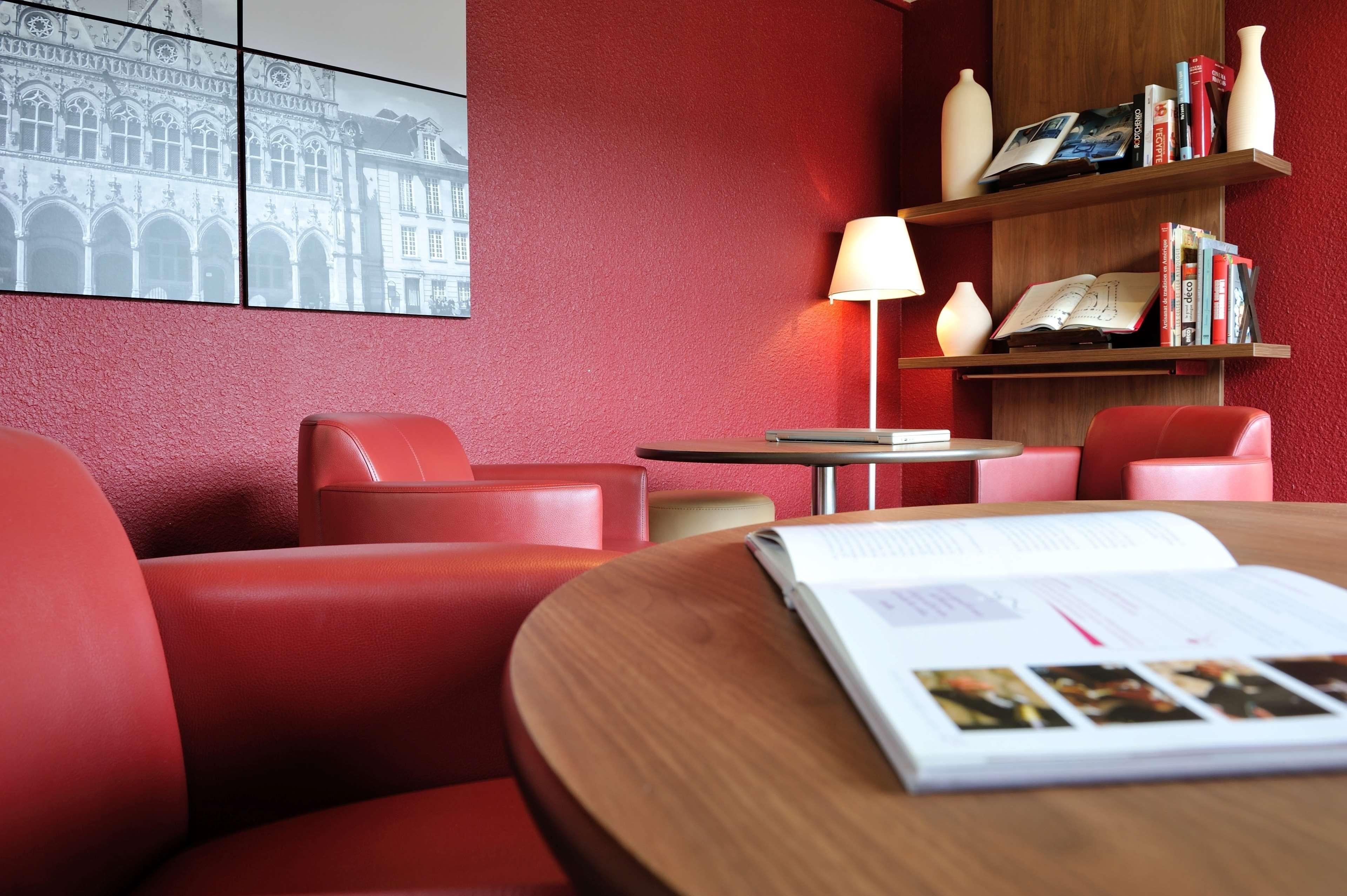 Campanile Montélimar Hotel 3*