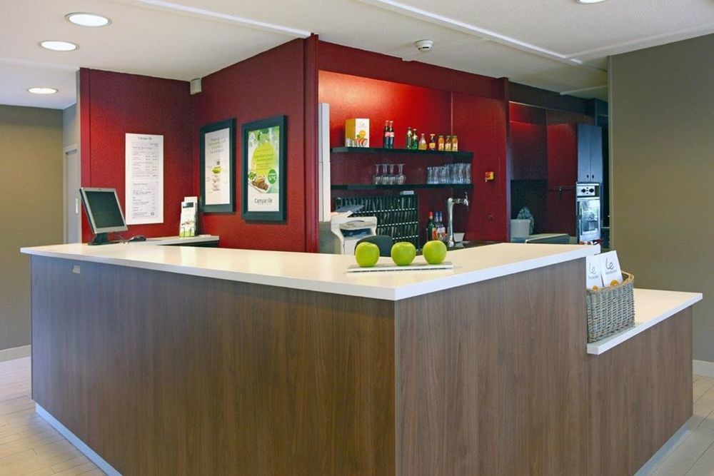 Campanile Montelimar Nord - A7 Sortie 17 Hotel Les Tourrettes